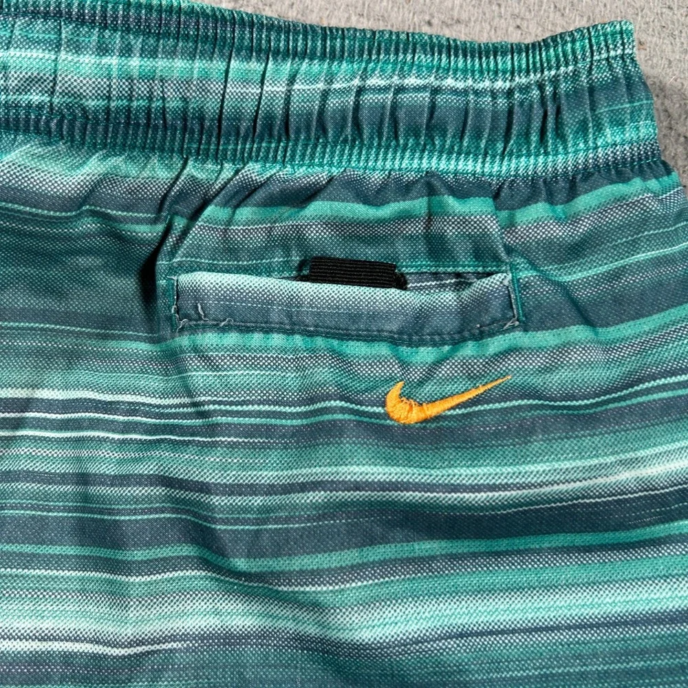 Nike Hyper Glow Shorts Boys XL 10